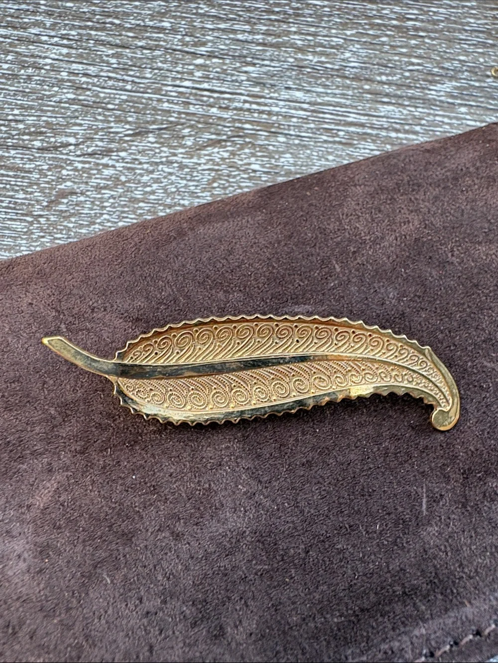 Gold Leaf detailed pin